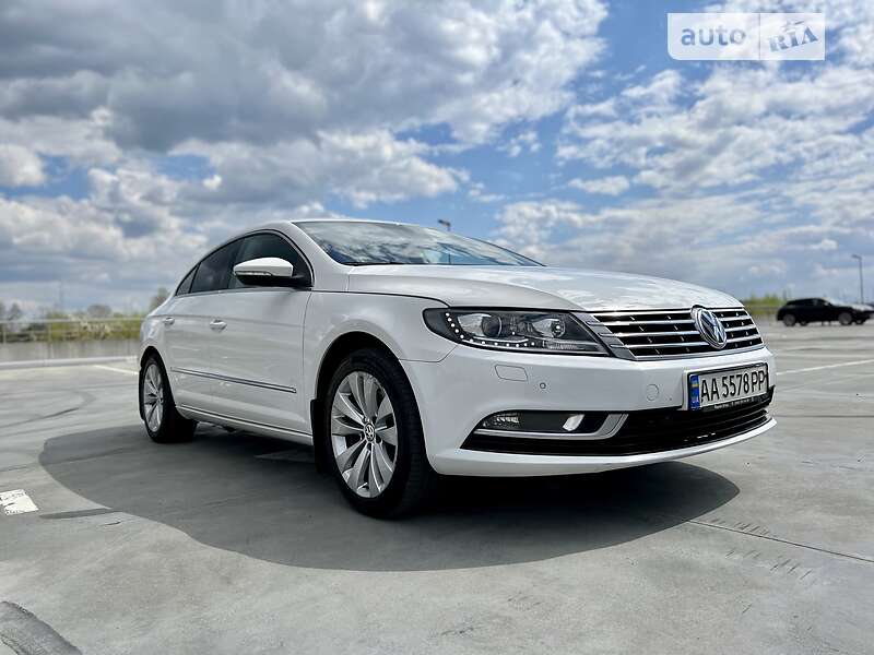 Купе Volkswagen CC / Passat CC 2013 в Киеве