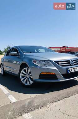 Купе Volkswagen CC / Passat CC 2010 в Киеве