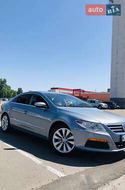 Купе Volkswagen CC / Passat CC 2010 в 