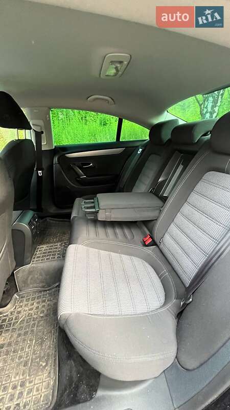 Купе Volkswagen CC / Passat CC 2011 в Сумах