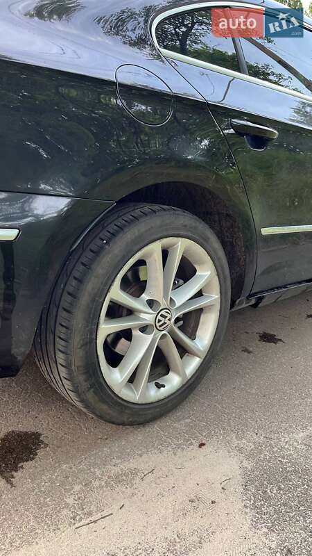 Купе Volkswagen CC / Passat CC 2011 в Сумах
