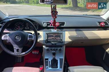 Купе Volkswagen CC / Passat CC 2013 в 