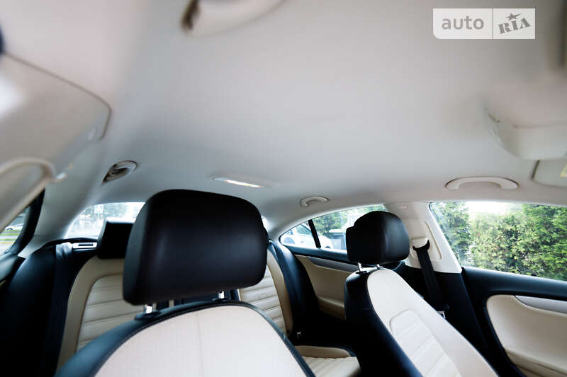 Купе Volkswagen CC / Passat CC 2012 в Львове