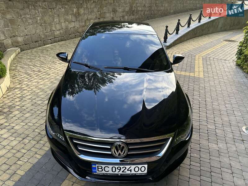 Купе Volkswagen CC / Passat CC 2011 в Львове