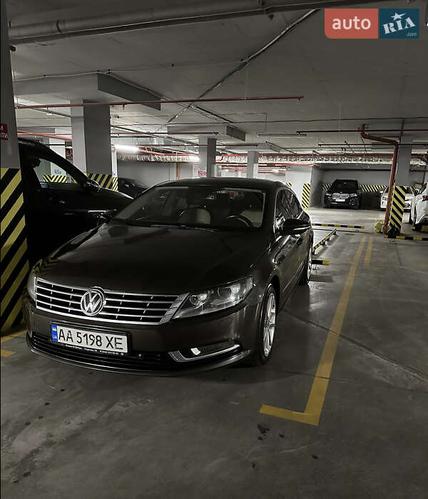 Купе Volkswagen CC / Passat CC 2012 в Киеве