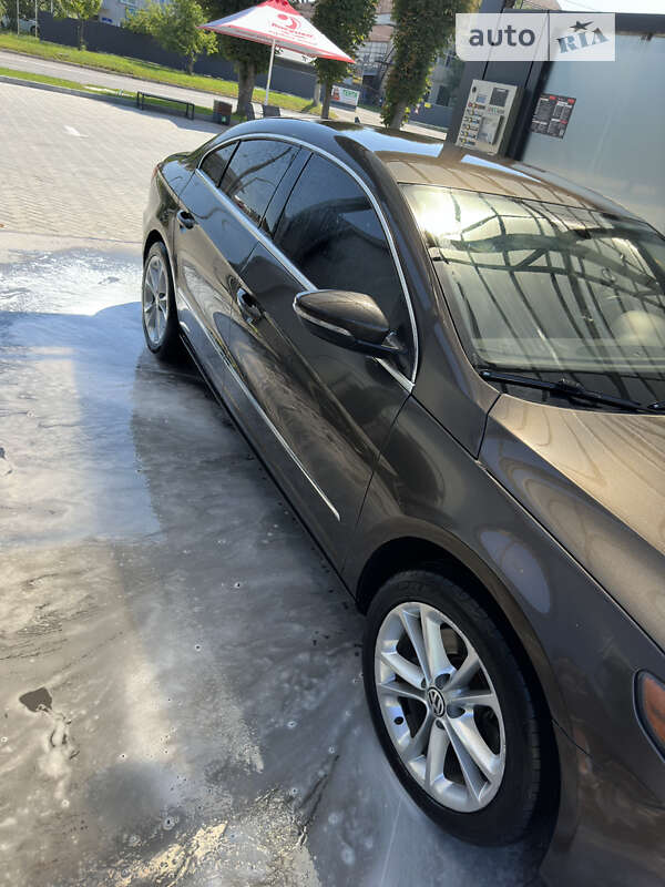Купе Volkswagen CC / Passat CC 2015 в Івано-Франківську
