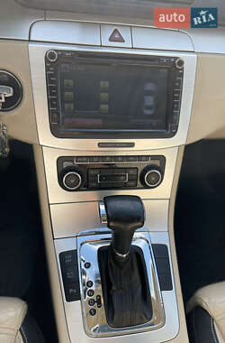 Купе Volkswagen CC / Passat CC 2009 в 