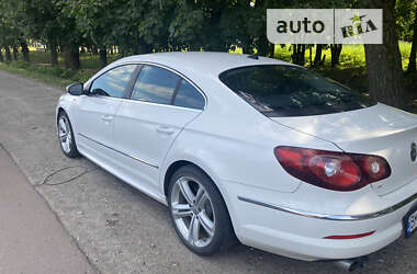 Купе Volkswagen CC / Passat CC 2010 в Сумах