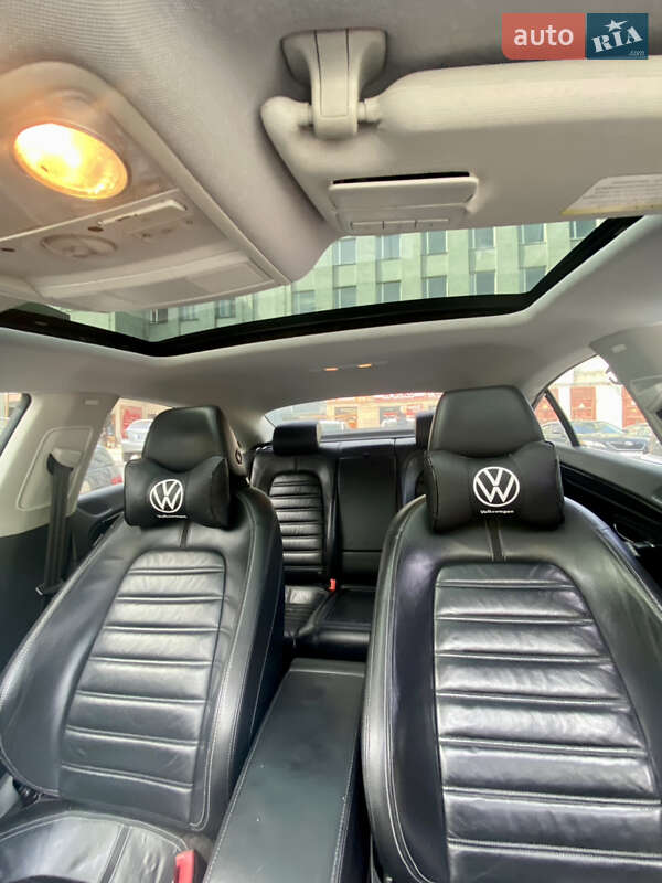 Купе Volkswagen CC / Passat CC 2010 в Чернигове