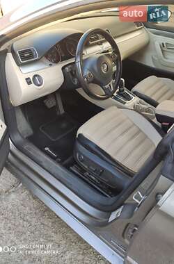 Купе Volkswagen CC / Passat CC 2011 в 