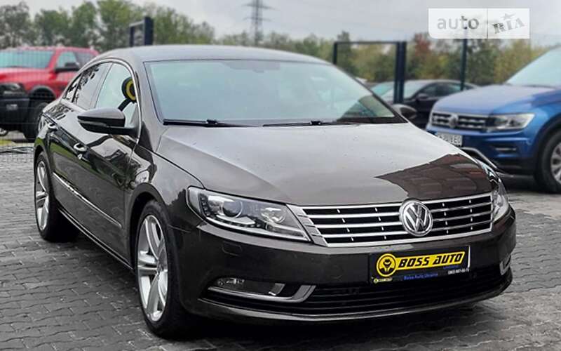 Купе Volkswagen CC / Passat CC 2012 в Черновцах