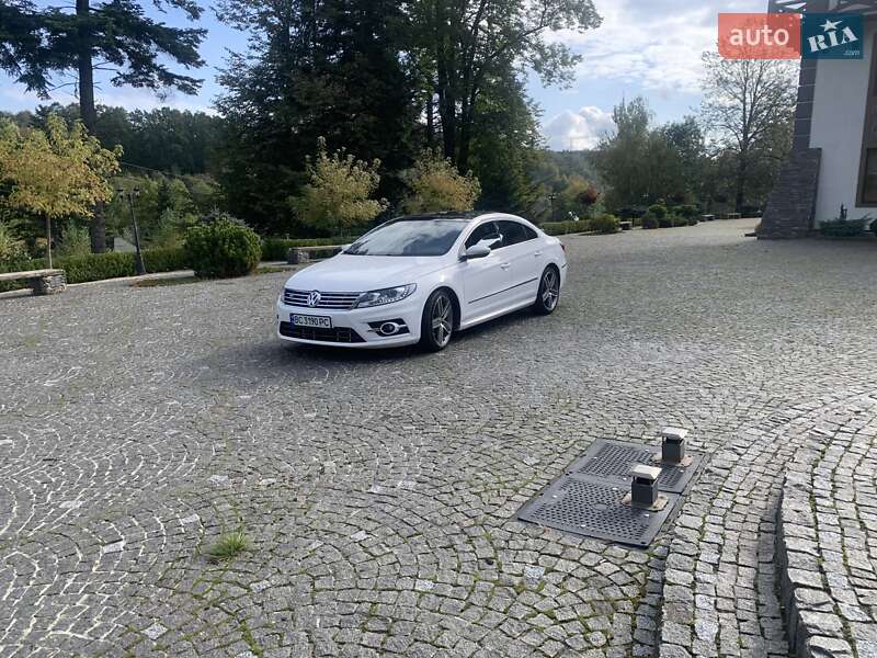 Купе Volkswagen CC / Passat CC 2014 в 