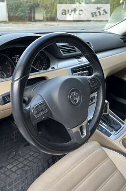 Купе Volkswagen CC / Passat CC 2012 в Запоріжжі