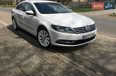 Купе Volkswagen CC / Passat CC 2012 в Ужгороді
