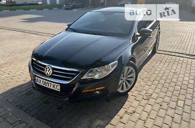 Купе Volkswagen CC / Passat CC 2009 в Рівному