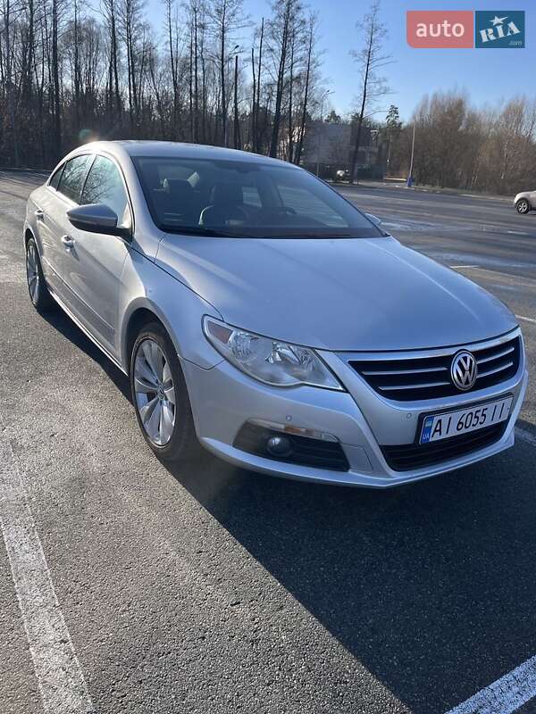 Купе Volkswagen CC / Passat CC 2010 в Буче