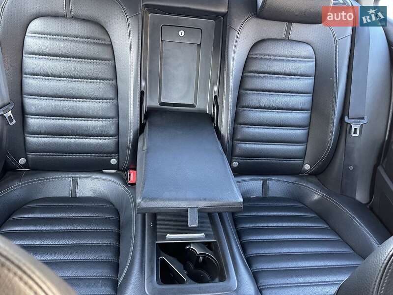 Купе Volkswagen CC / Passat CC 2010 в Буче