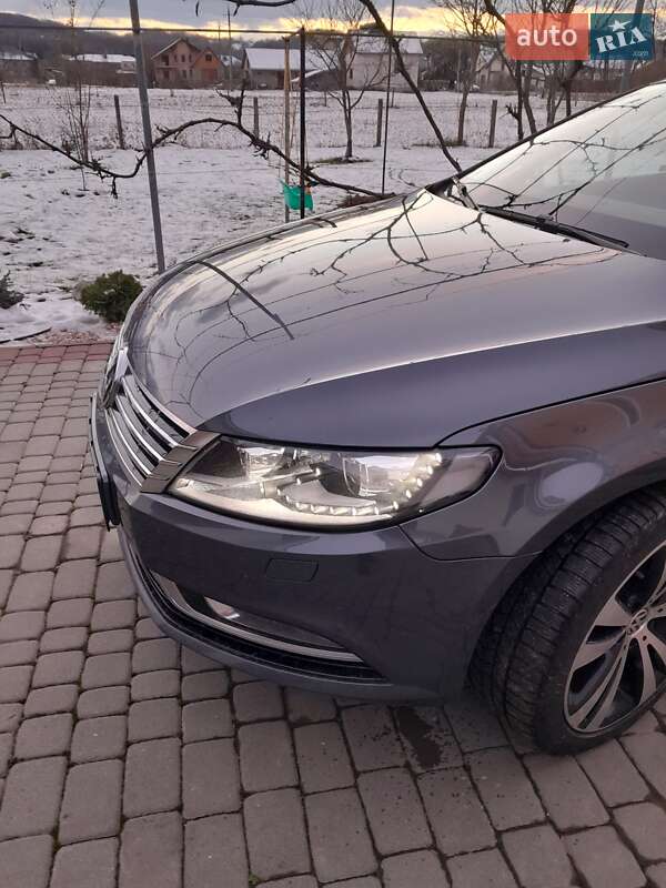 Купе Volkswagen CC / Passat CC 2013 в Тячеві
