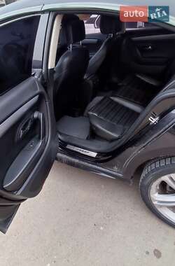 Купе Volkswagen CC / Passat CC 2013 в 