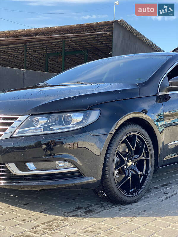 Купе Volkswagen CC / Passat CC 2014 в Староконстантинове