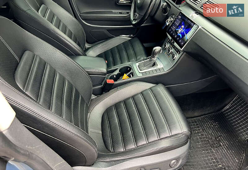 Купе Volkswagen CC / Passat CC 2013 в Луцьку
