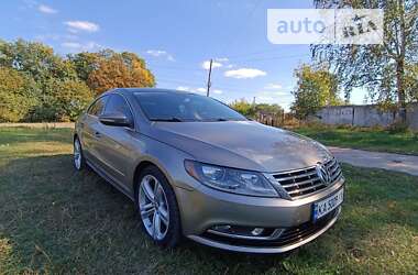 Купе Volkswagen CC / Passat CC 2012 в Полонном