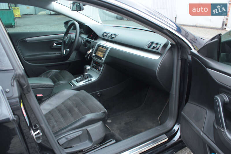 Купе Volkswagen CC / Passat CC 2009 в Днепре