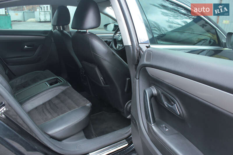 Купе Volkswagen CC / Passat CC 2009 в Днепре