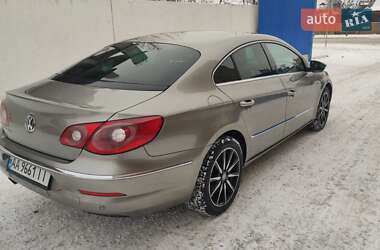 Купе Volkswagen CC / Passat CC 2010 в Киеве