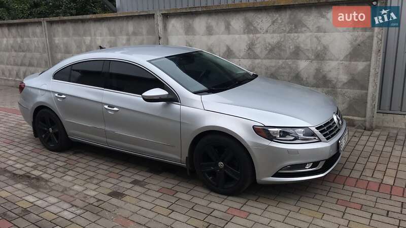 Купе Volkswagen CC / Passat CC 2013 в Полтаве