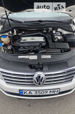 Купе Volkswagen CC / Passat CC 2012 в Києві