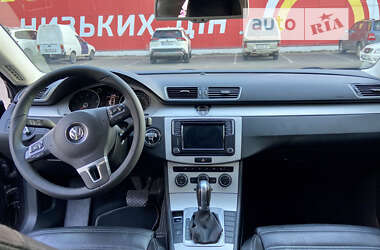 Купе Volkswagen CC / Passat CC 2016 в Миколаєві