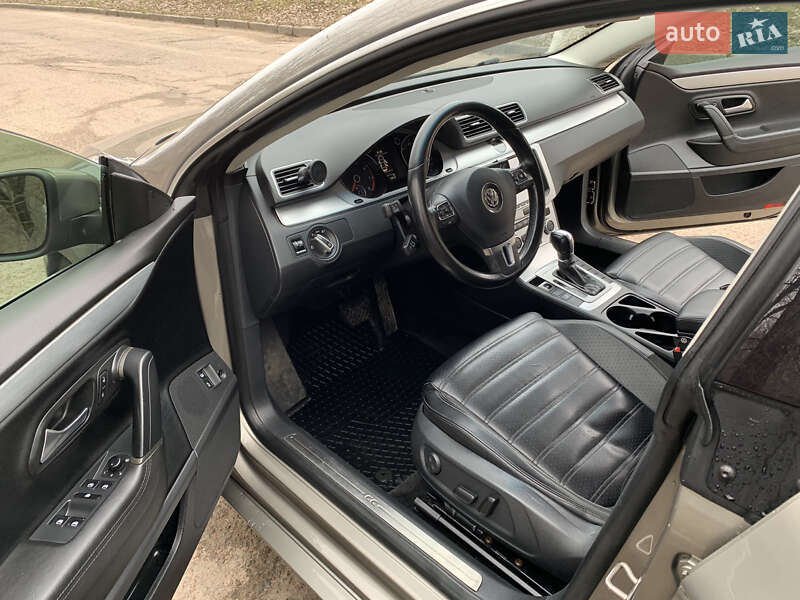 Купе Volkswagen CC / Passat CC 2012 в Житомире