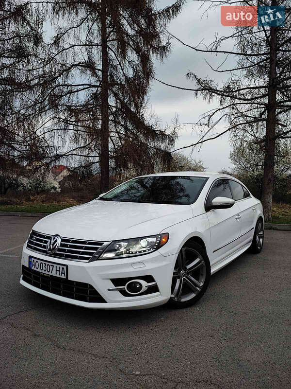 Купе Volkswagen CC / Passat CC 2013 в Ужгороде