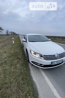 Купе Volkswagen CC / Passat CC 2012 в Бродах