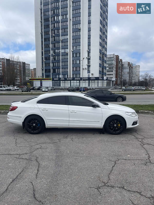 Купе Volkswagen CC / Passat CC 2011 в Черкассах