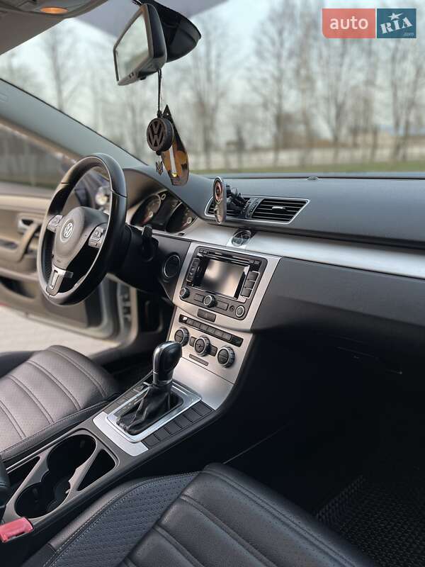 Купе Volkswagen CC / Passat CC 2012 в Белой Церкви