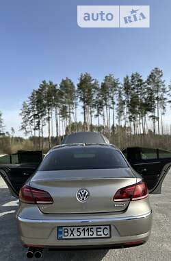 Купе Volkswagen CC / Passat CC 2014 в Полонному