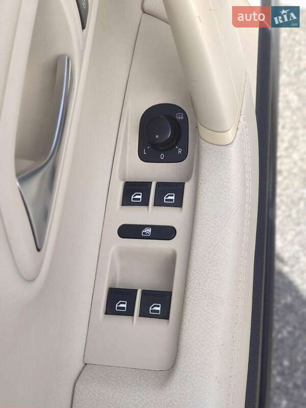 Купе Volkswagen CC / Passat CC 2009 в Киеве фото 9 Купе Volkswagen CC / Passat CC 2009 в Киеве