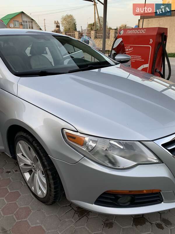 Купе Volkswagen CC / Passat CC 2008 в Кременце