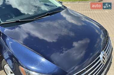 Купе Volkswagen CC / Passat CC 2012 в 
