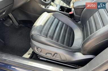 Купе Volkswagen CC / Passat CC 2012 в 