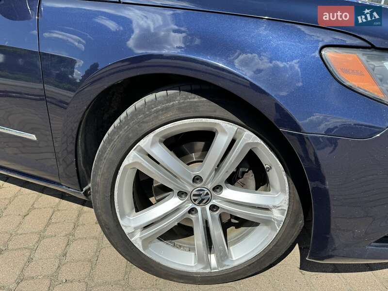 Купе Volkswagen CC / Passat CC 2012 в Мукачево