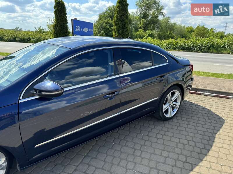 Купе Volkswagen CC / Passat CC 2012 в Мукачево
