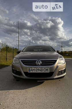 Купе Volkswagen CC / Passat CC 2011 в Коростене