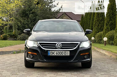 Купе Volkswagen CC / Passat CC 2011 в Сарнах