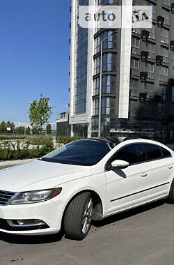 Купе Volkswagen CC / Passat CC 2012 в Києві