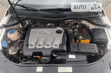 Купе Volkswagen CC / Passat CC 2012 в Запорожье