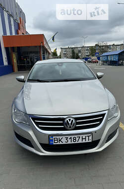 Купе Volkswagen CC / Passat CC 2008 в Калуше