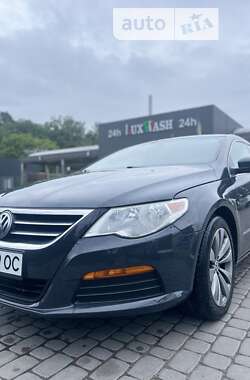 Купе Volkswagen CC / Passat CC 2011 в Львові